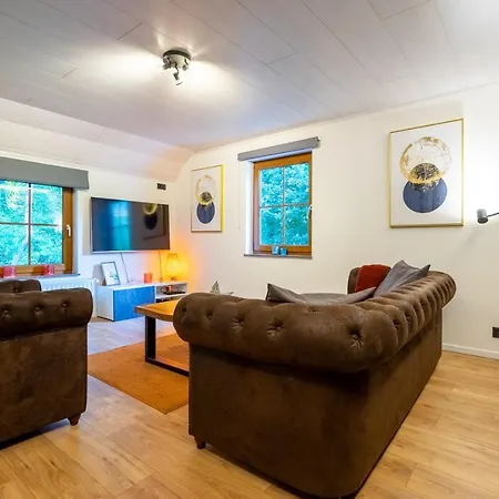 Bills Lodge, le plaisir de la rivière à 2 minutes du centre! La-Roche-en-Ardenne Extérieur photo